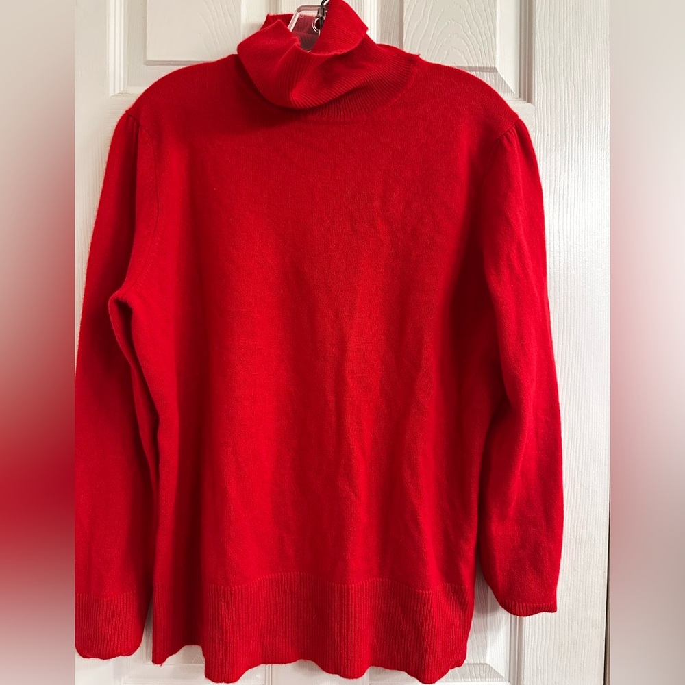 Victor Alfaro Bold Red 100% Cashmere Turtleneck Sweater